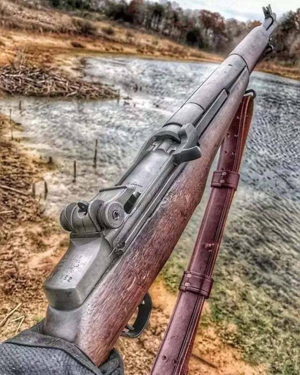 为什么大型武器更新很快,枪支却可以服役很多年?