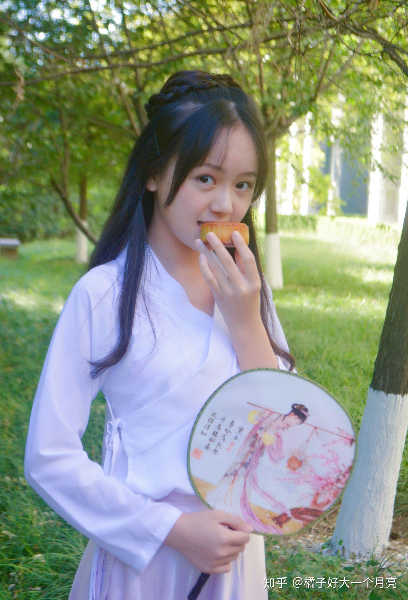 人间富贵花是什么样的长相