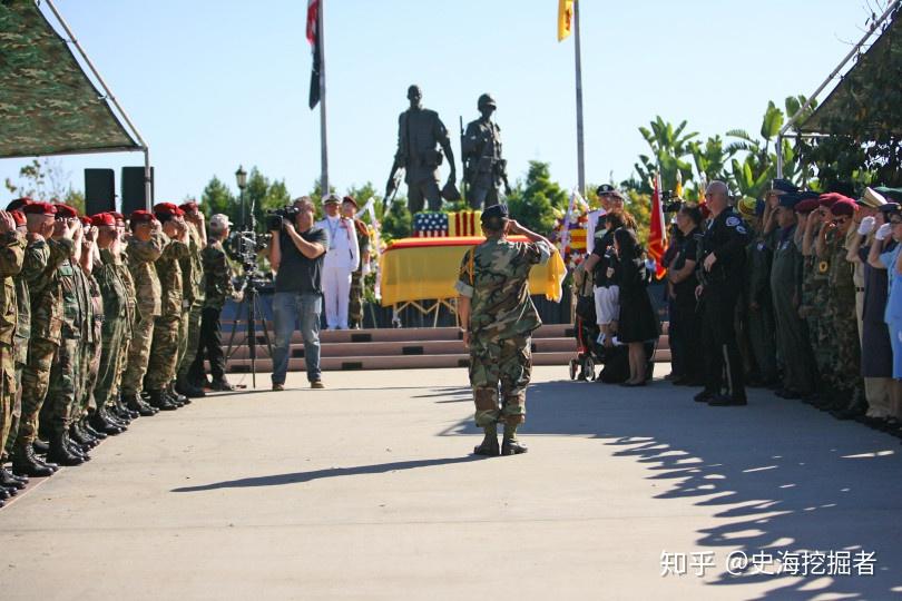 被遗忘的士兵81名南越伞兵的54年漫长回家路