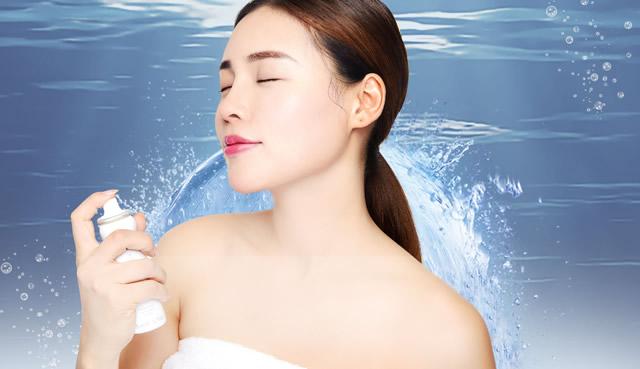 润肤水和爽肤水的区别润肤水怎么用能涂抹眼部吗