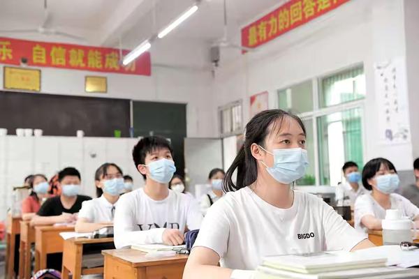 高考数学选择题难度_官方回应高考数学难：发挥选拔功能_高考数学选做题难吗