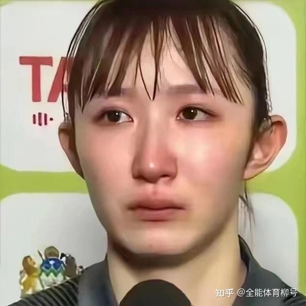 3-4被打哭,日本早田希娜2-0开局掉链子,重庆冠军赛遭遇世界第一