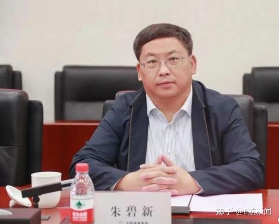 全国政协委员中远海总经理朱碧新建议加快制定出台船员法