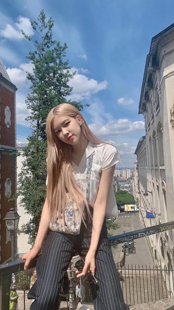 BLACKPINK | Rosé朴彩英高清壁纸 - 知乎