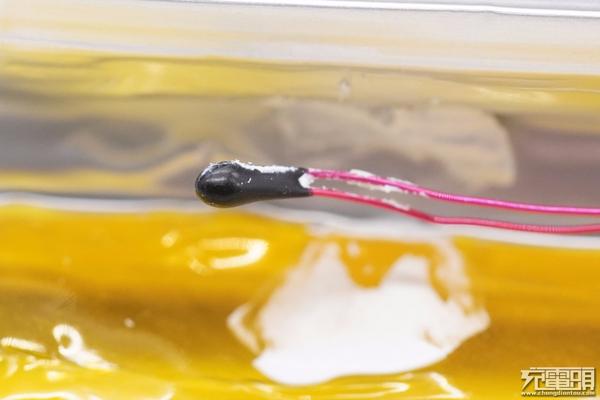 拆解报告:MI小米口袋版10000mAh 22.5W快充移动电源  第35张 拆解报告:MI小米口袋版10000mAh 22.5W快充移动电源  第35张