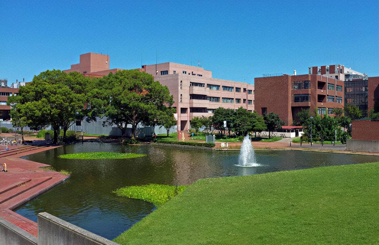 筑波大学,简称筑波大,校区位于日本茨城县筑波市,是日本著名的研究型