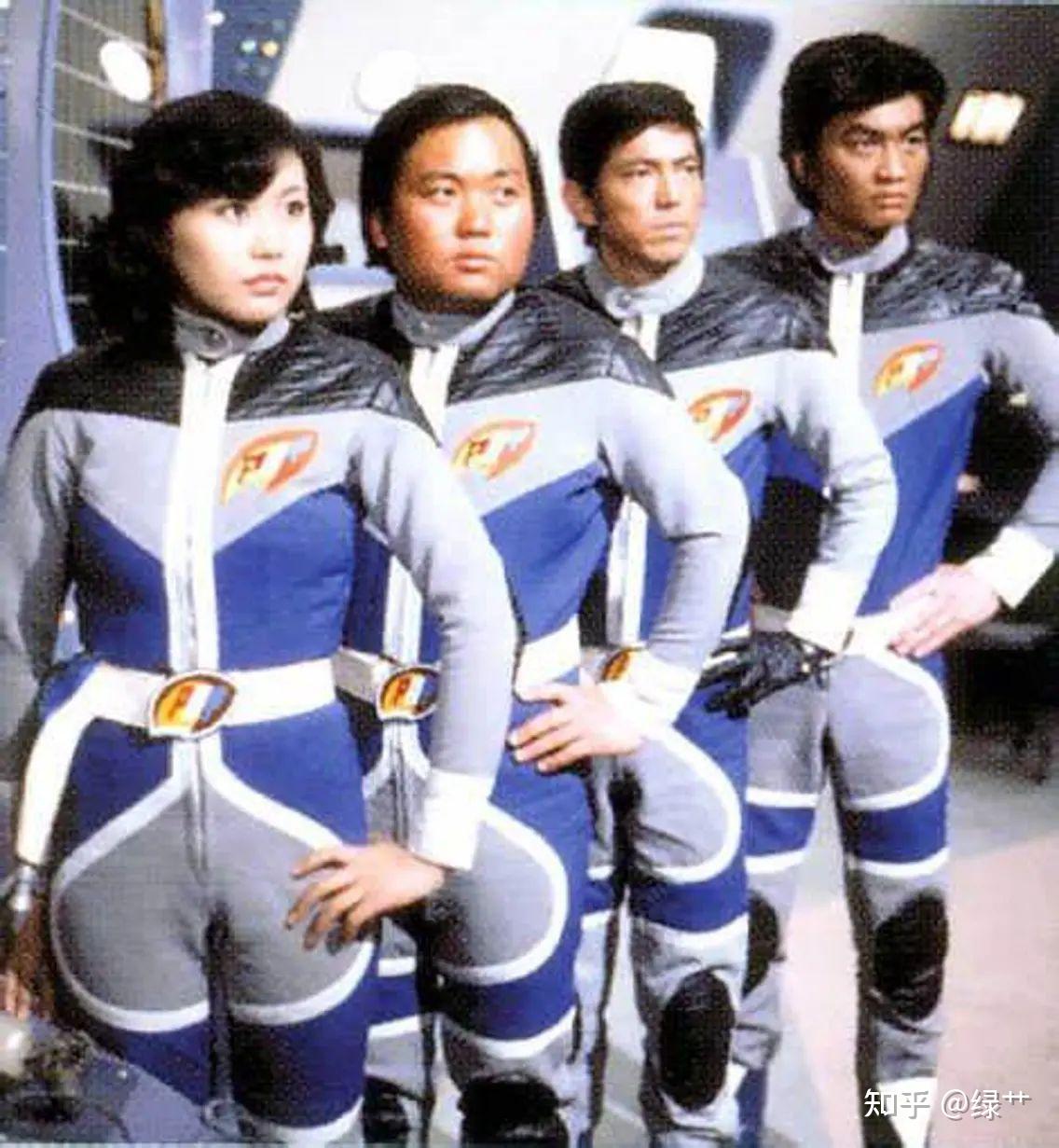 詹伯a第一集《来自安莫伦星的赠礼》