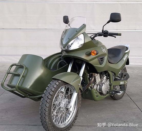 在2007年左右,服役了大半个世纪的长江750终于被adv风格的嘉陵600侧