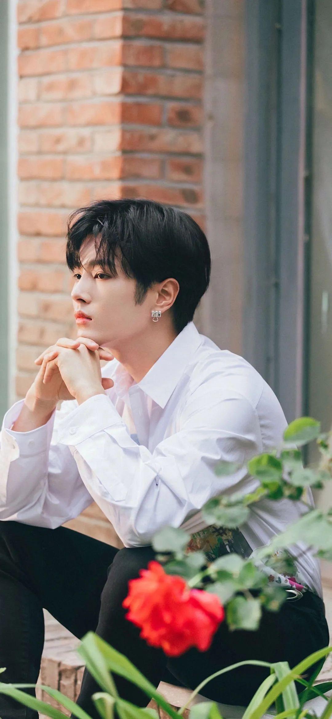 爱豆壁纸——李汶翰,李振宁 - 知乎