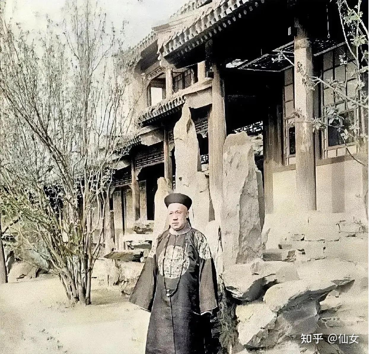 晚清老照片:名妓果然是名妓天姿国色,地主婆看眼神就不是个善人 - 知乎