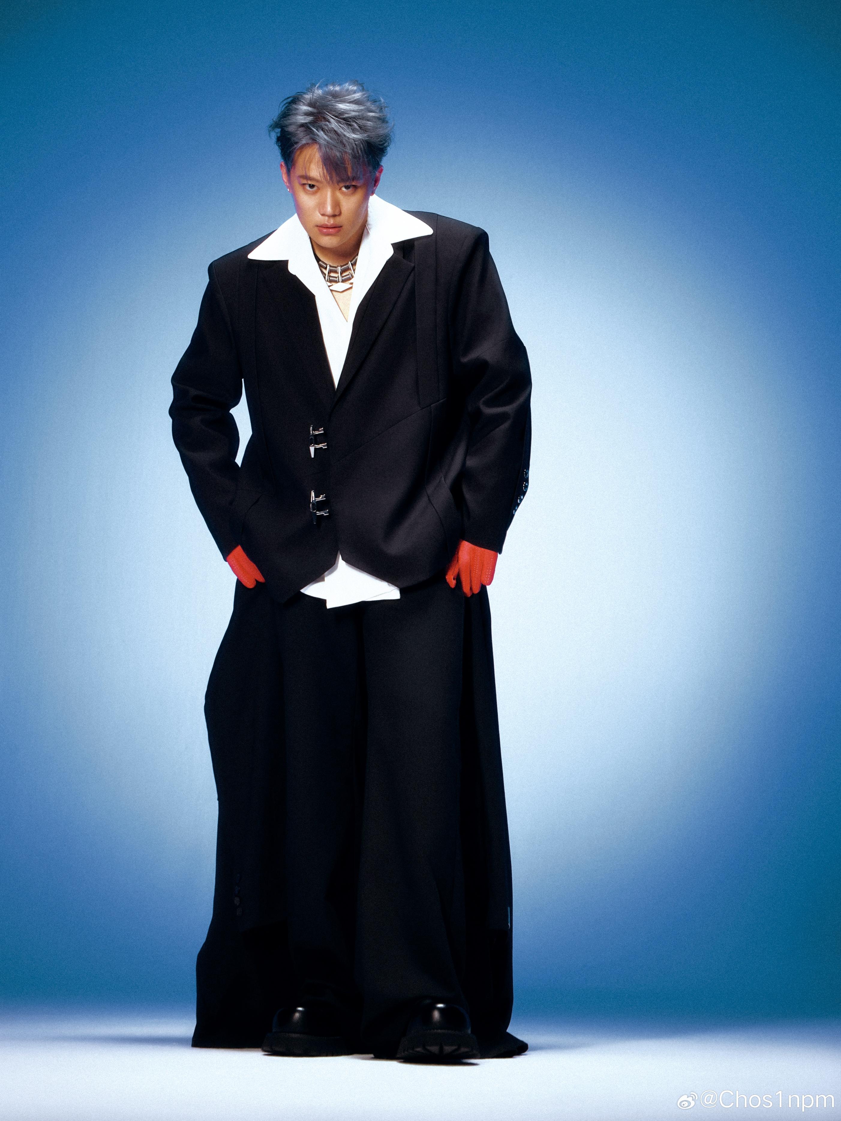 pgone突然发布写真