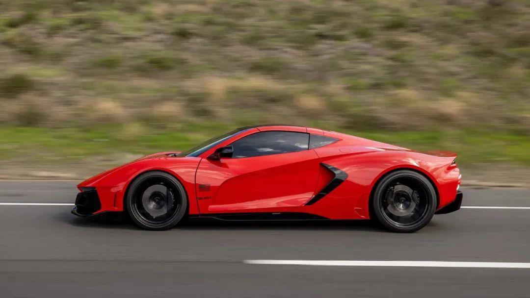 千匹小众跑车rezvanibeast25秒破百还能防弹