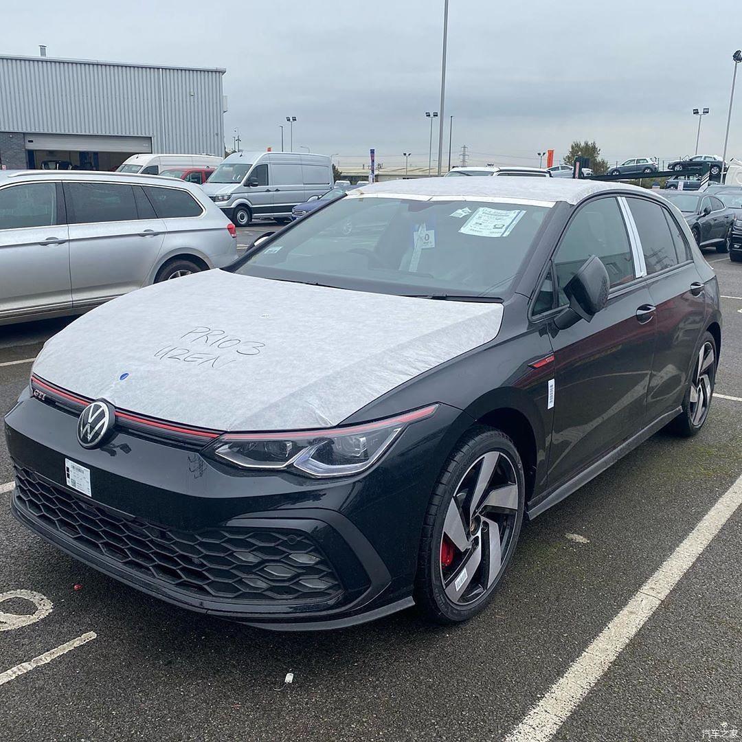 海外实拍全新高尔夫gti乐趣十足的钢炮有了新外观