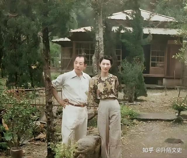 1994年,张闾琳替父亲张学良探亲,跪在张作霖墓前高喊10个字 - 知乎