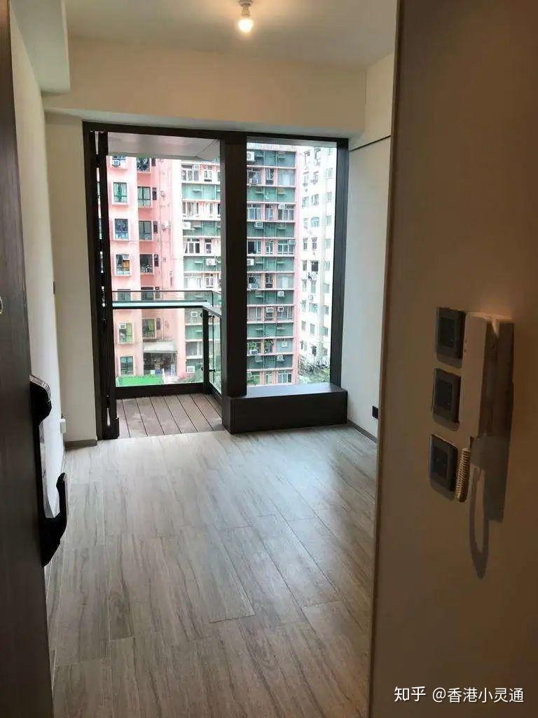 香港人发明的牙签楼蚊型住宅你知道吗睡觉要这样摆