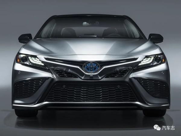 2021款丰田凯美瑞官图正式发布