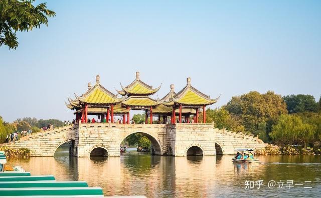 扬州地理位置_扬州中学树人集团_扬州面积人口