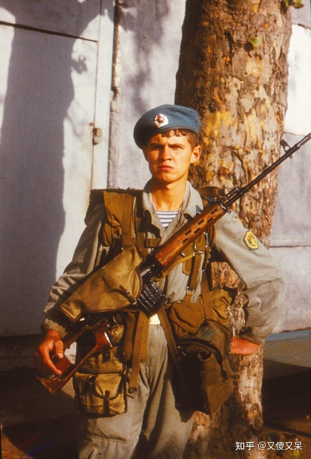 80年代苏军单兵装备图片