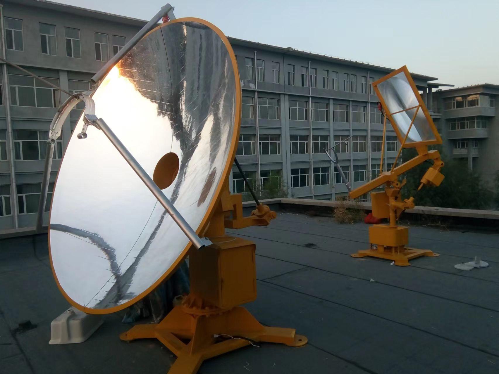 自动跟踪碟式太阳能聚光器和自动跟踪菲涅尔太阳能聚光器的用途