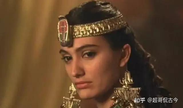 利比亚公主的小舅老公和亲妈劈腿嫁到埃及被亲子弑杀