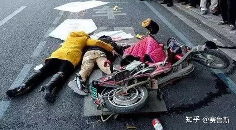 电动车挡风被隐患多事故频发不灵活