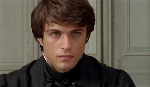 译名:godric gryffindor代号:狮子生卒:不详(千百年前)国籍:英格兰