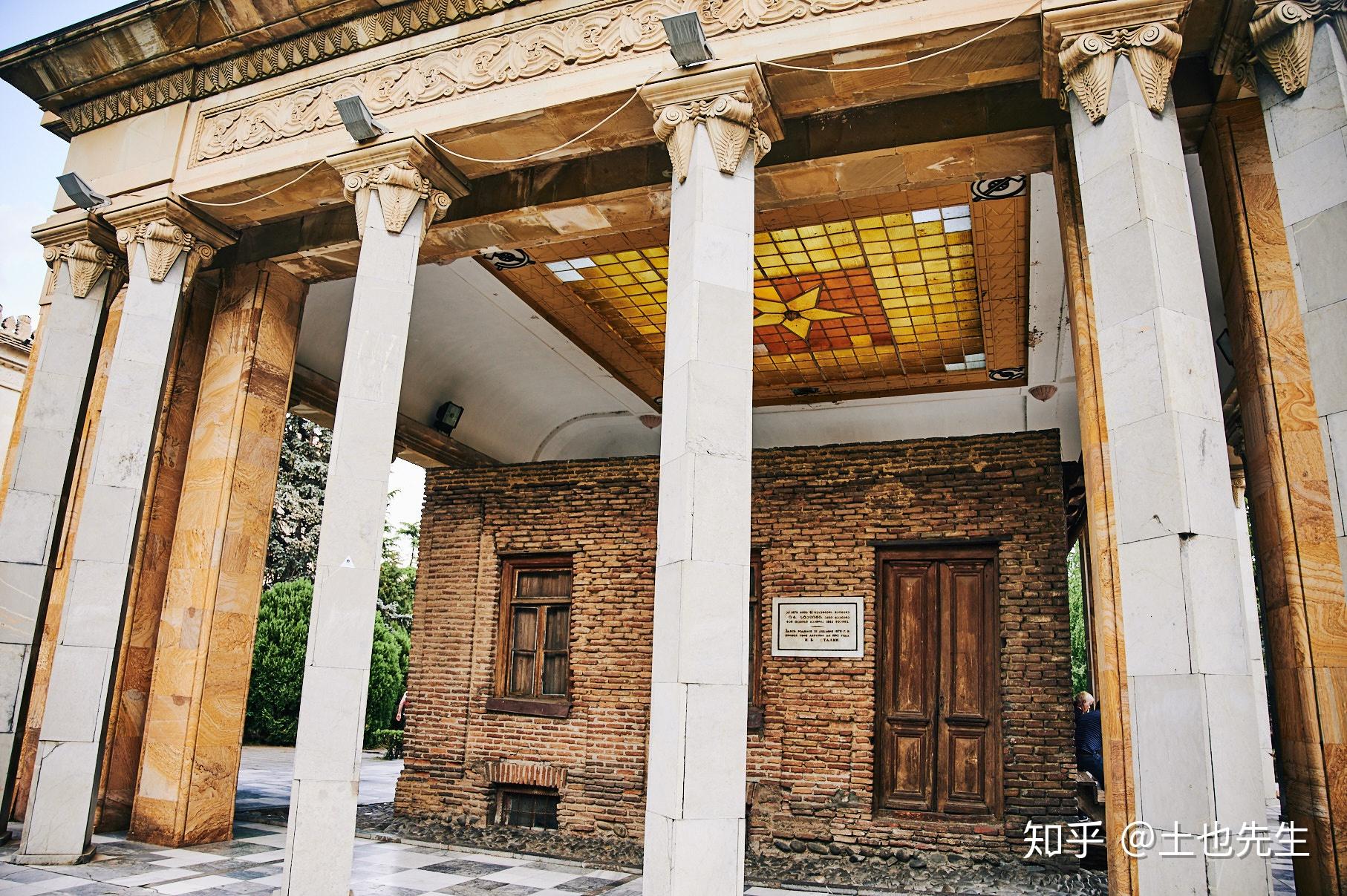 小也大环游哥里斯大林故居