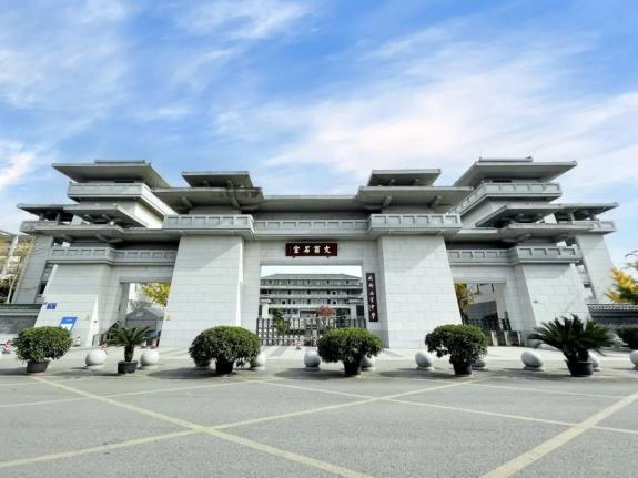文庙校区(本部)石室中学本部"石室系"学校这么多,在成都有多少是有