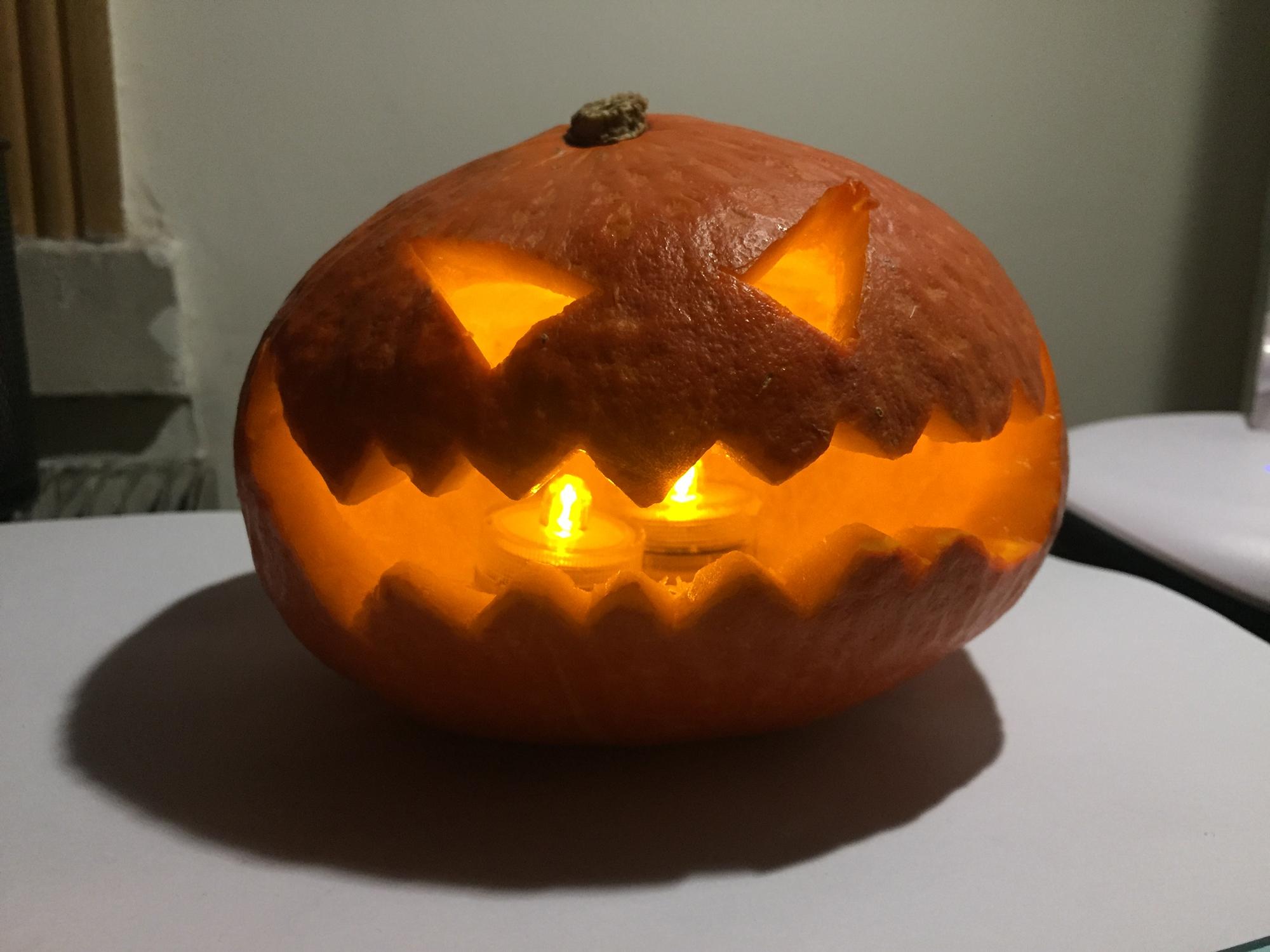 简单几步教你做南瓜灯