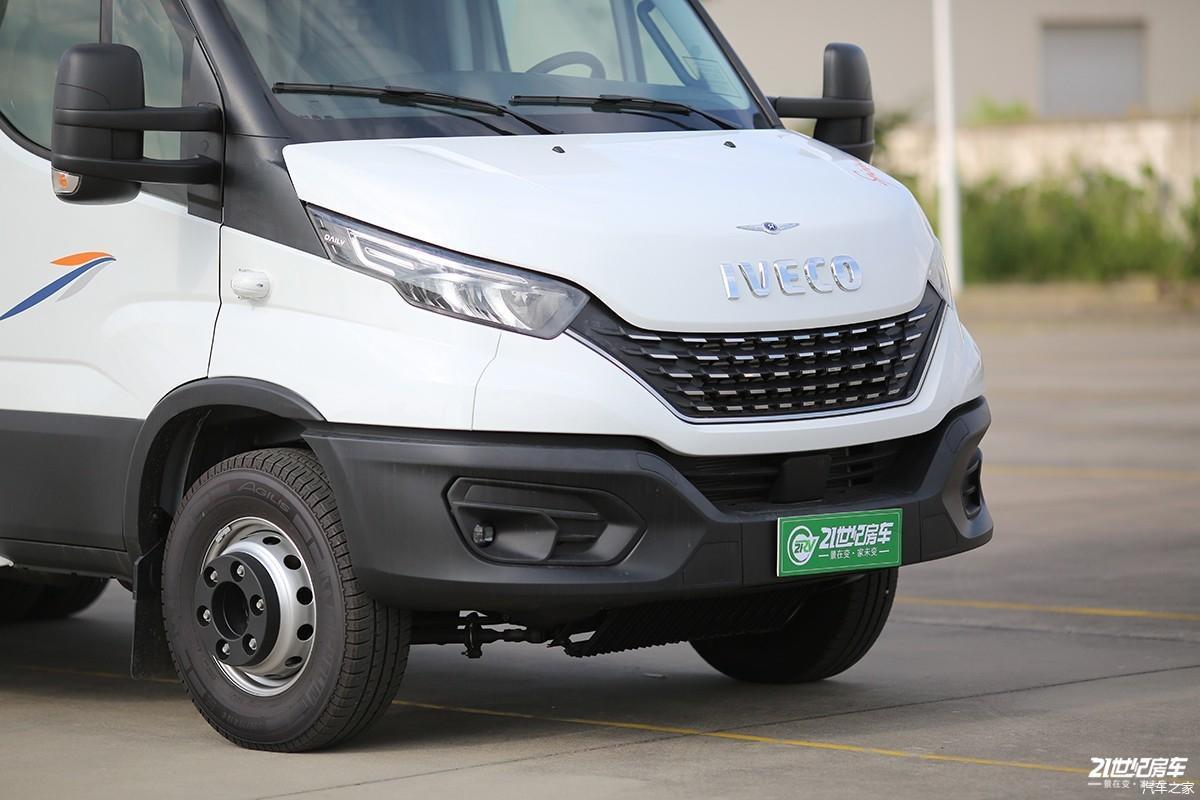 更高端更精细化旌航巍浩whiii1房车静态评测