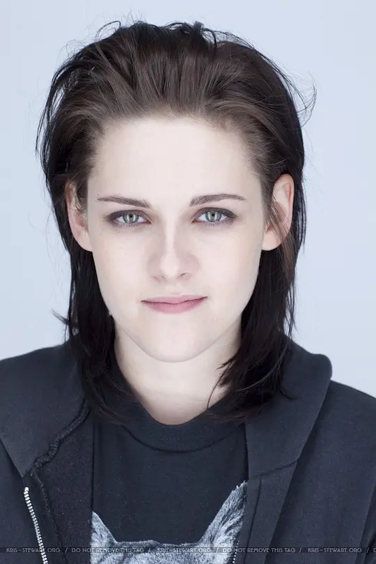 克里斯丁斯图尔特和艾玛沃特森长的像吗