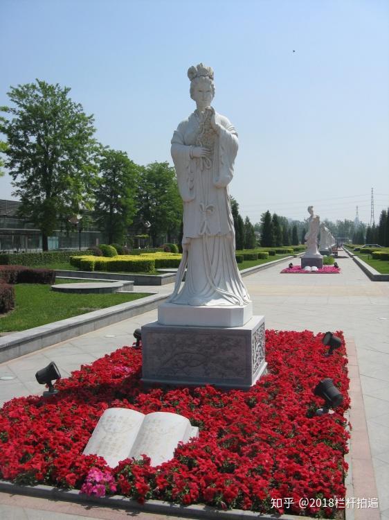 北京世界花卉大观园十二花神上