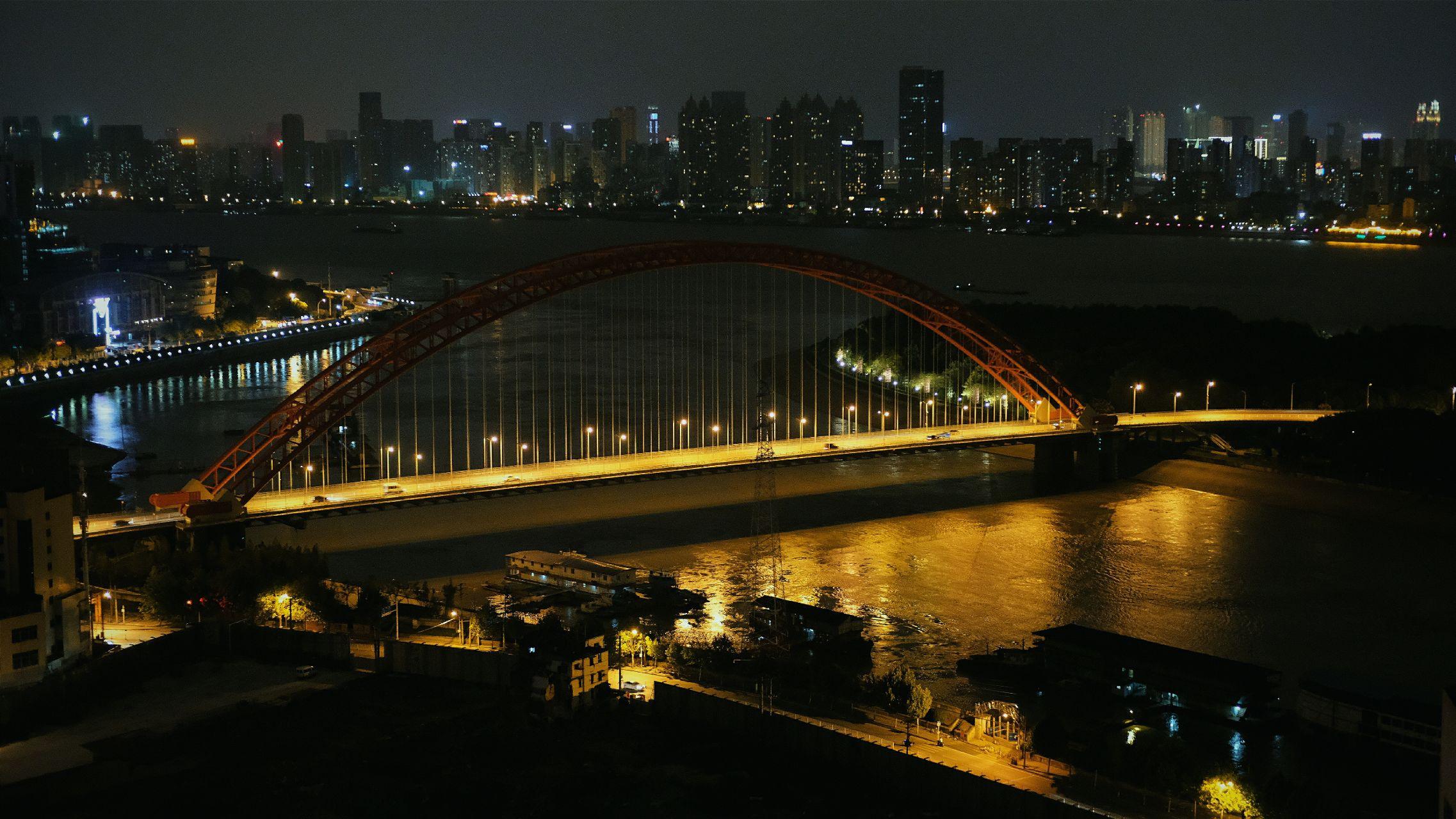 武汉有没有能够从高处看城市夜景或者晚上景观