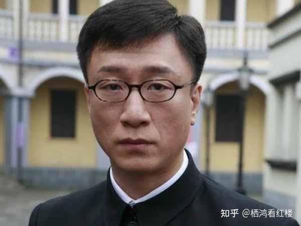 《潜伏》:万里浪为什么要派人杀余则成?他怎么知道他是卧底? - 知乎