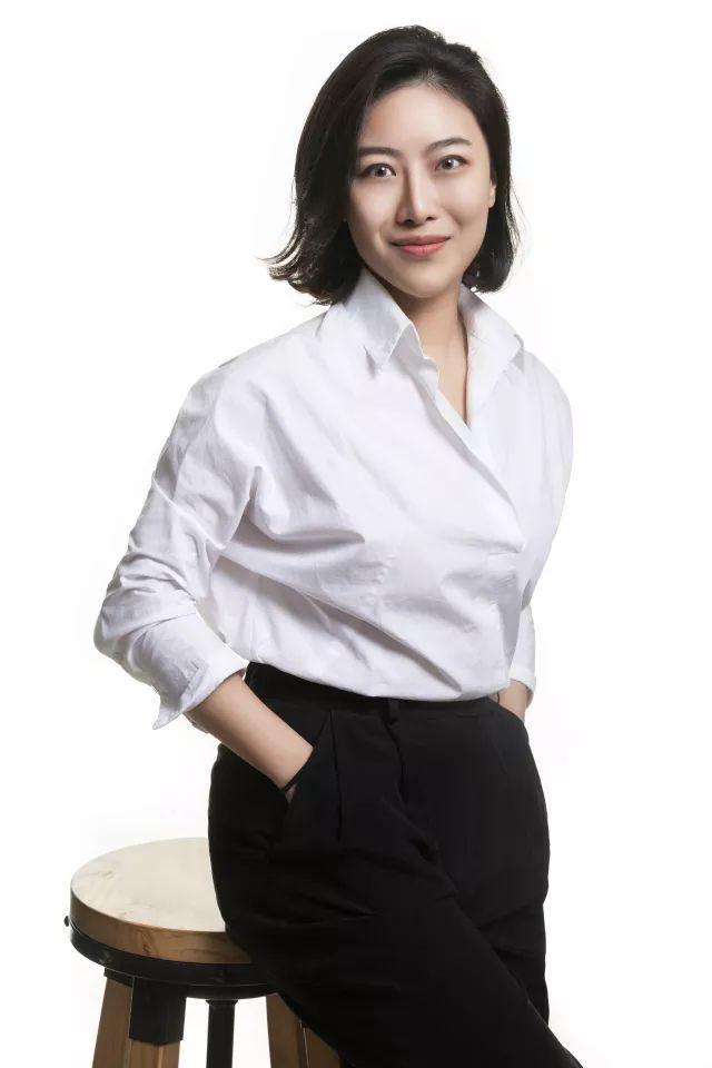 图为christina老师刘纯希  christina拥有近十年加拿大生活学习经验