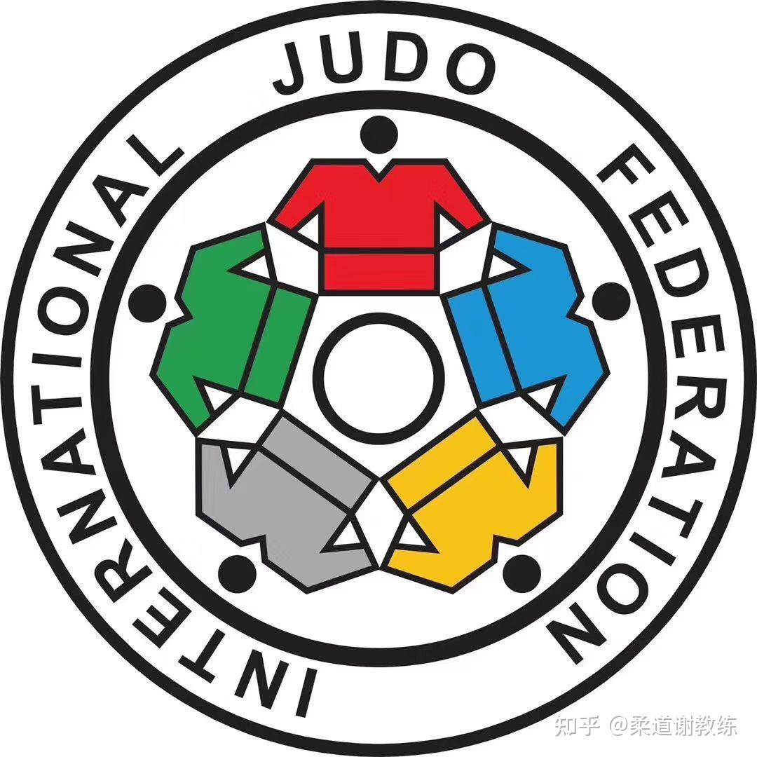 因此,强大的上肢力量在比赛中起到至关重要的作用.