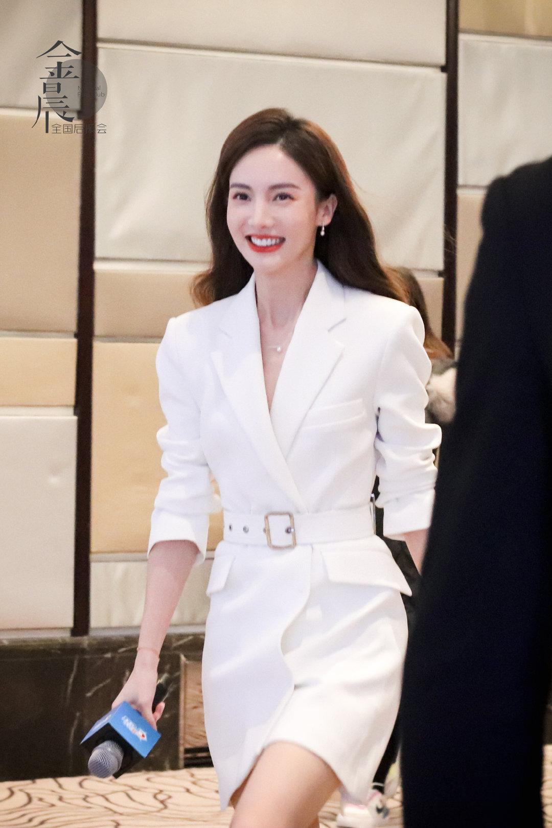 郑爽发文向金晨道歉看金晨如何回应