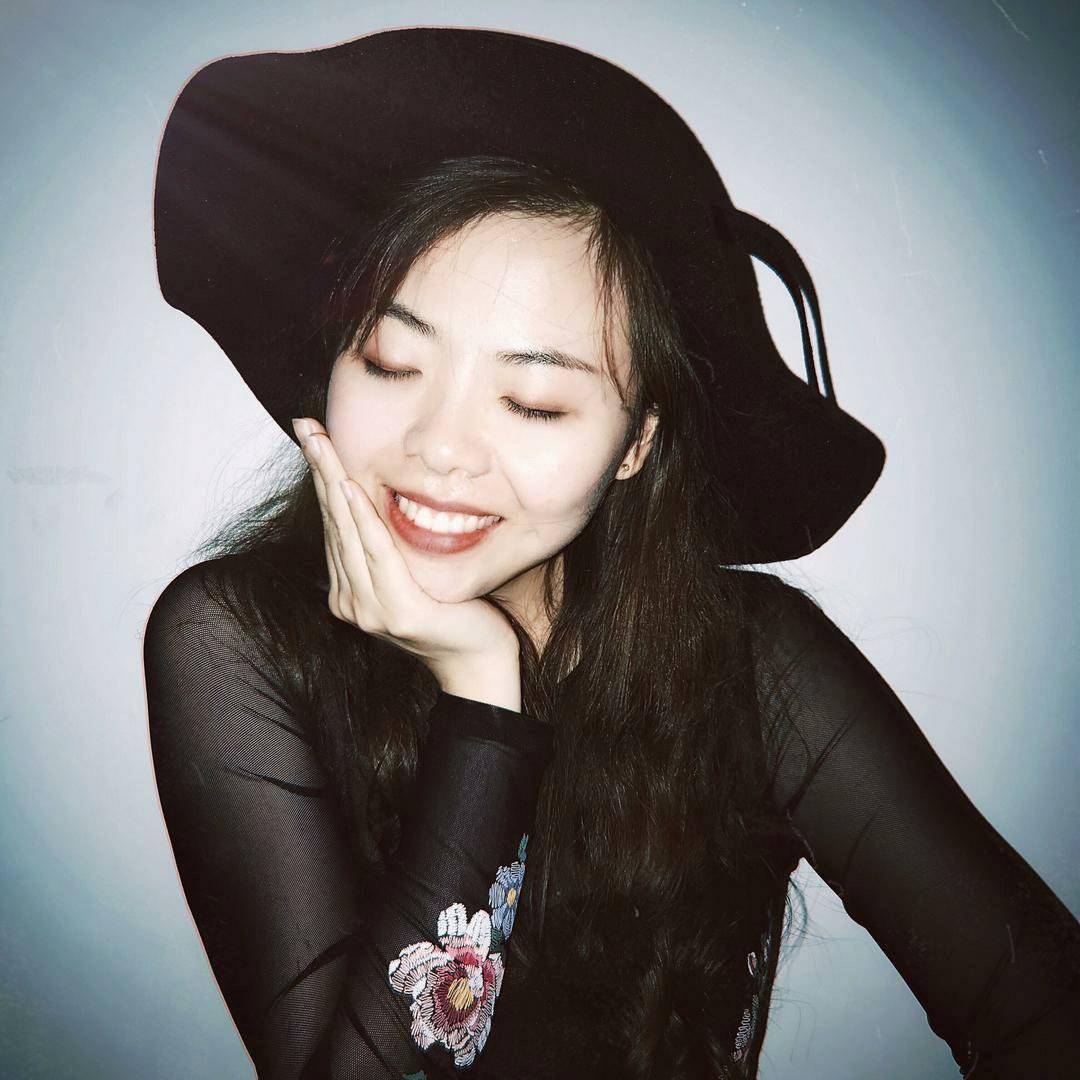 女嘉宾89号91年江苏妹子可盐可甜长腿美女英国约克大