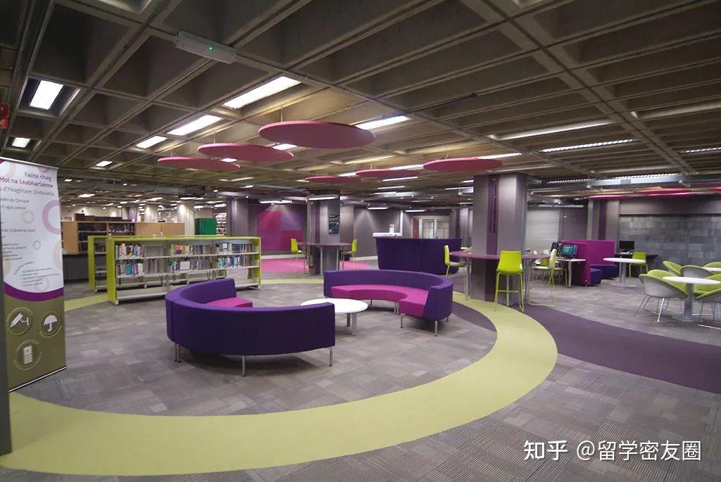 james joyce library「无敌湖景窗」2作为商学院专属图书馆,blackrock