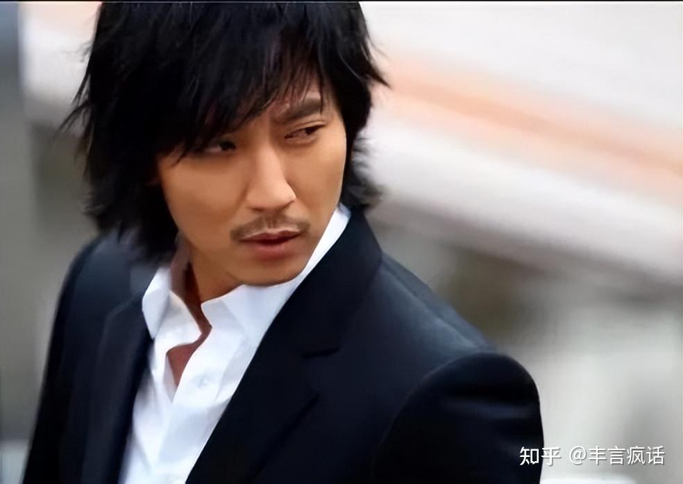 为什么润人们越努力就越在美国被歧视