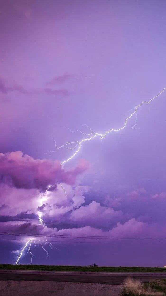 有没有好看的紫色手机壁纸?求求求!我!太爱紫色了?