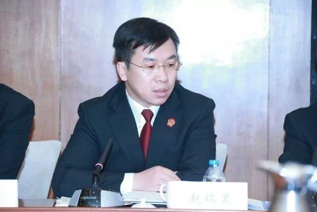 北京法院举办首届审判业务专家暨信息技术专家研讨会