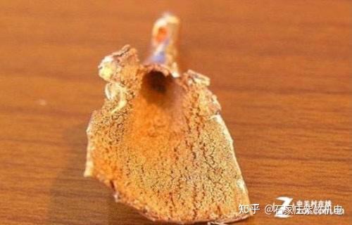 但是这个过程的效率就由热管内吸液芯的材料以及制作工艺来决定.