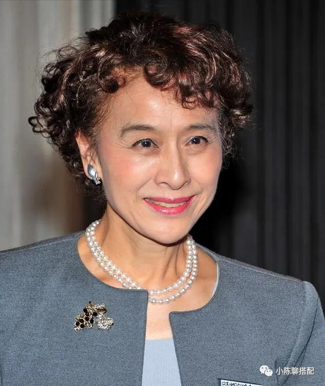 看了40多年前栗原小卷的穿搭才知道栗原小卷热为什么那样火