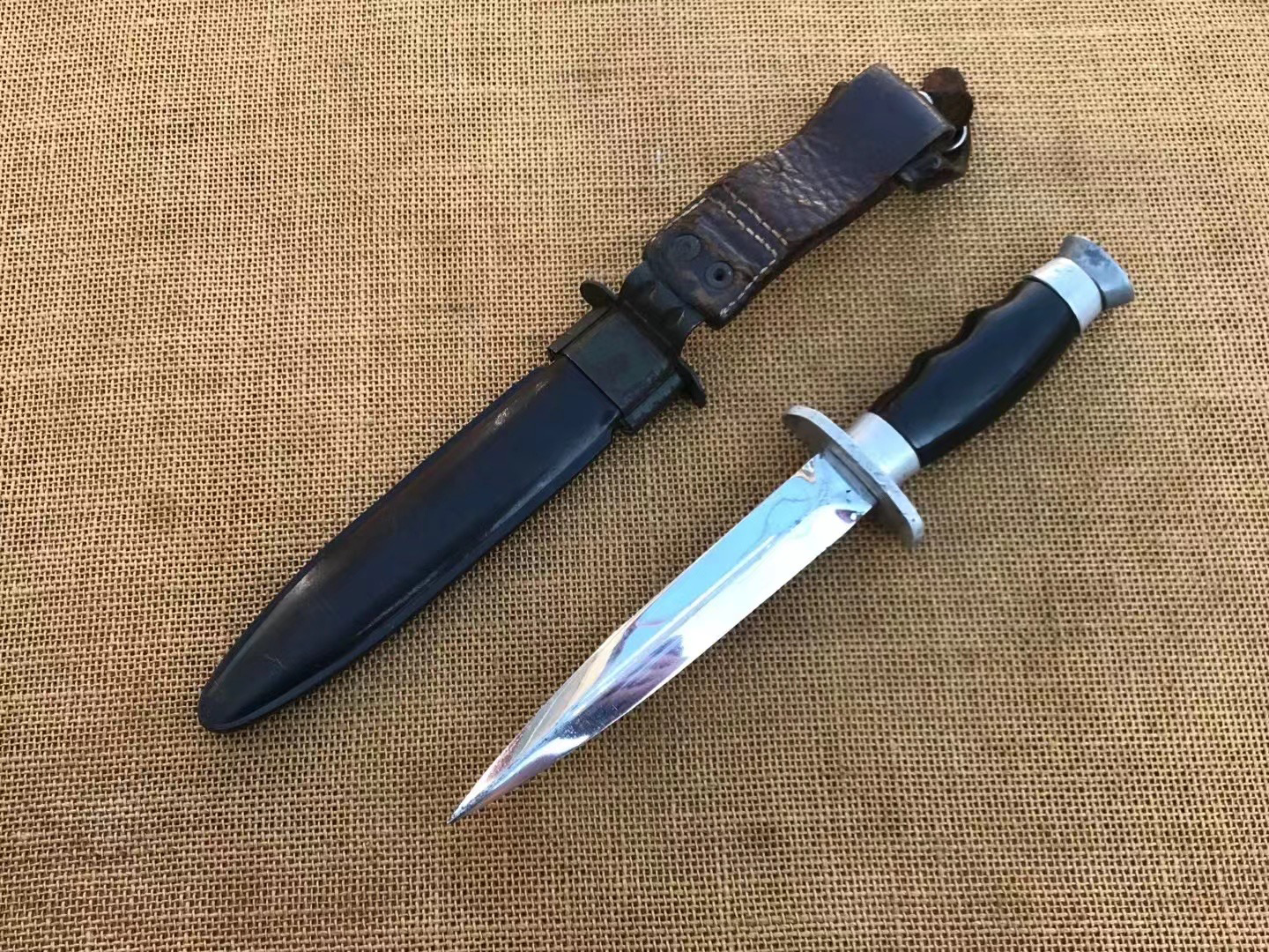 84式侦察兵匕首 - 知乎