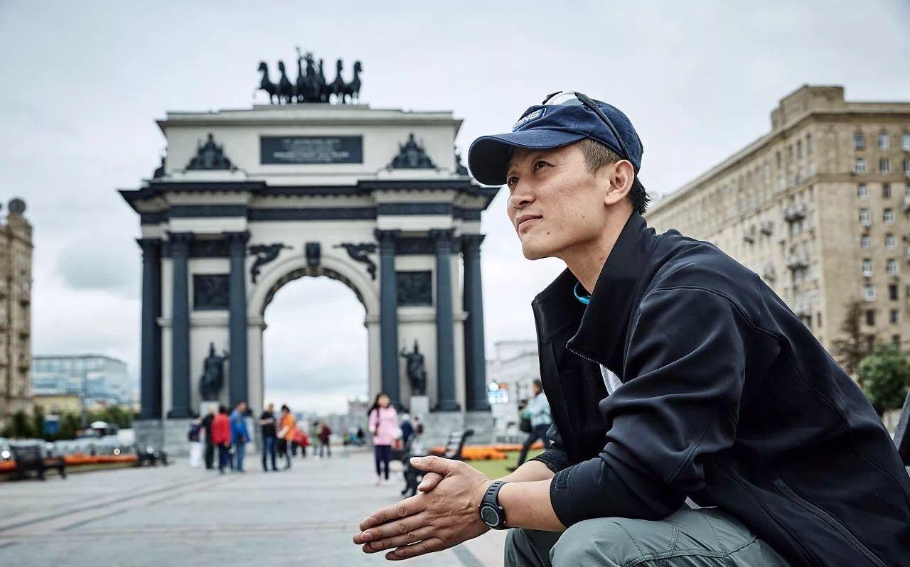 是一个前法国正规军,现在是军武次位面旗下知名kol——吴鑫磊正文开始