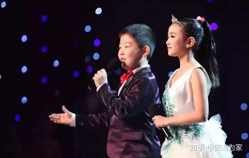 由此看来,少年儿童主持人在学习栏目主持时也要打开思路,不只是让学生