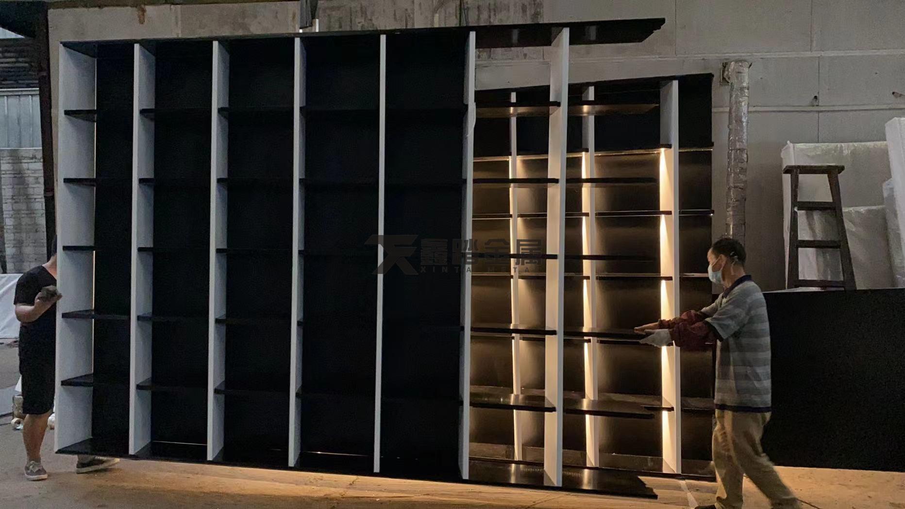 304不锈钢展示柜经典多层夹板内藏灯条瞬间上档次