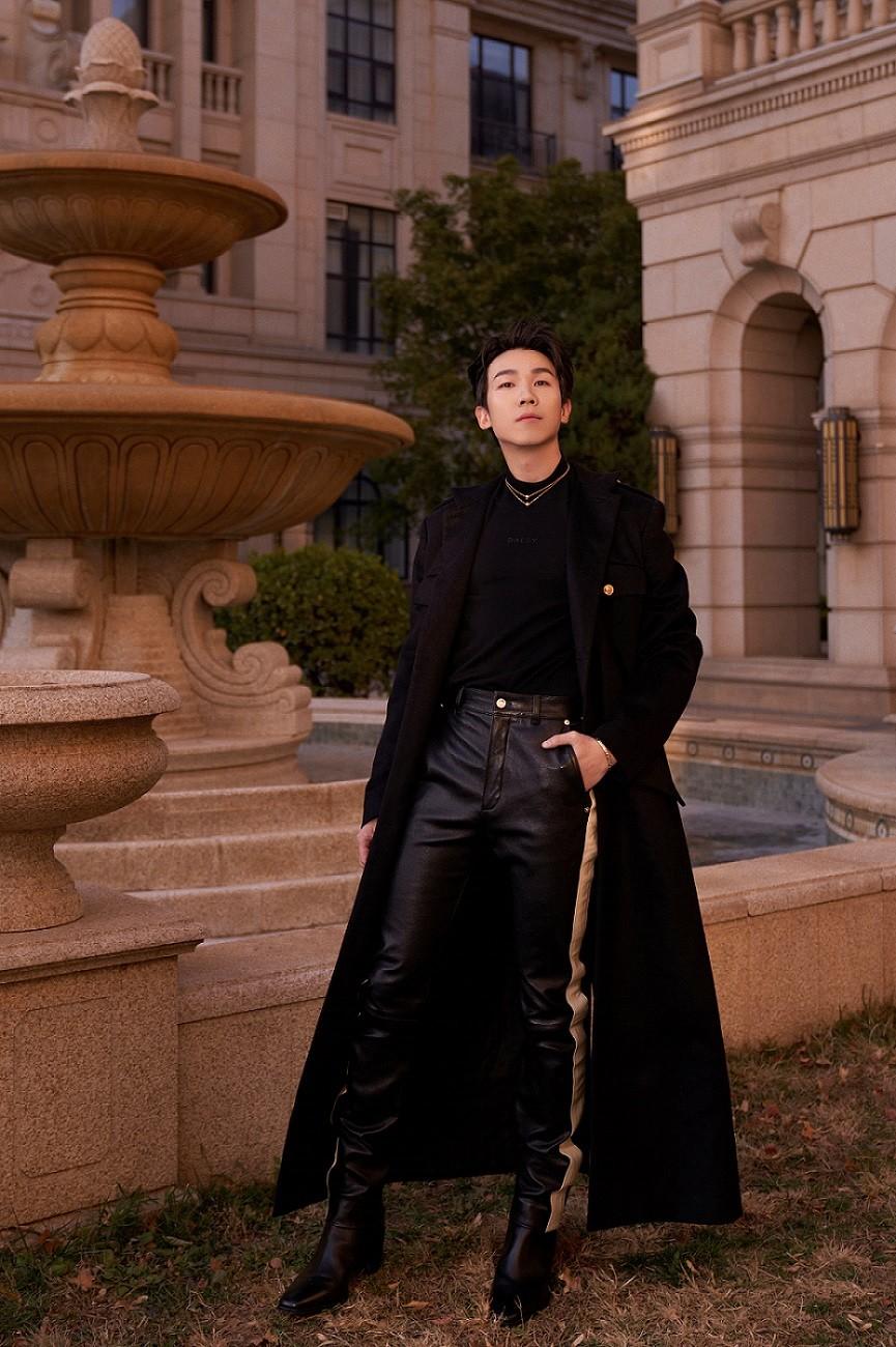 歌手李宇春、萧敬腾、白举纲演绎BALLY 2023 秋冬系列 - 知乎