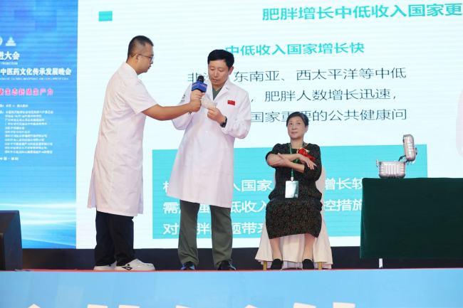 王守东教授应邀出席全国健康发展促进大会主旨演讲并获多项殊荣 - 知乎